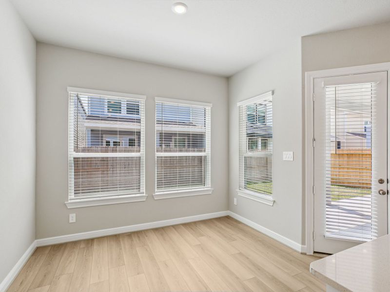 Spacious, unfurnished interior of a new home in Katy Grand Village - Luxe Series, Katy (Image 14).