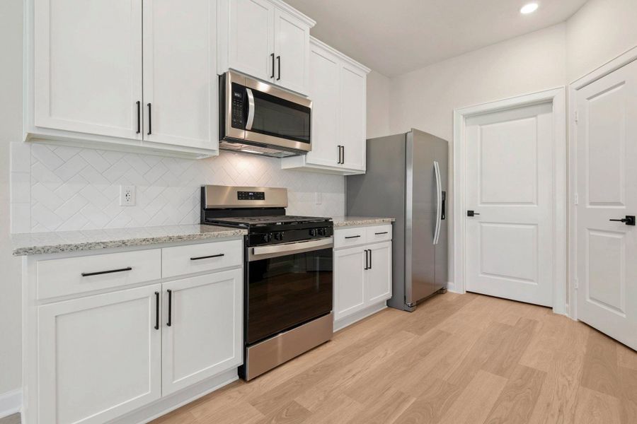 Furnished interior view inside a new home in Magnolia Woods, Magnolia (Image 6).