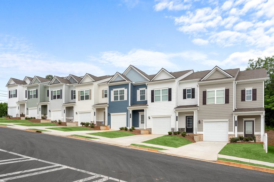 The Suwanee and Pierce Streetscape