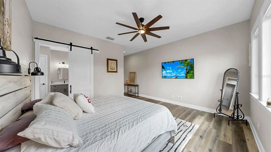 Furnished interior view inside a new home in , Apollo Beach (Image 24).