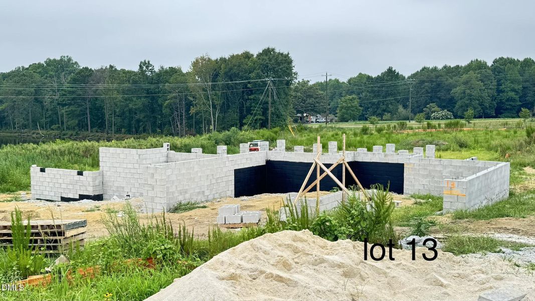 Image 34 of a home in Kelly Farms.