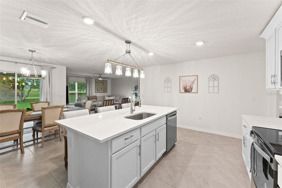 Furnished interior view inside a new home in , Spring Hill (Image 75).