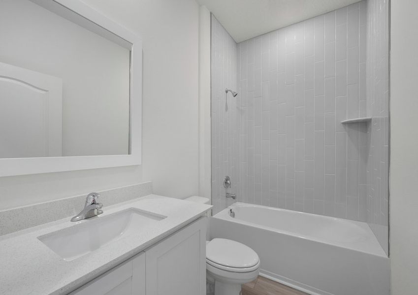 The secondary bathroom with beautiful tile detail The secondary bathroom with beautiful tile detail