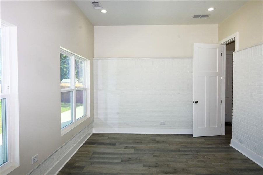 Spacious, unfurnished interior of a new home in , Loganville (Image 55).