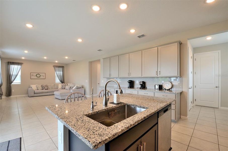 Furnished interior view inside a new home in Seasons at Eden Hills, Lake Alfred (Image 25).