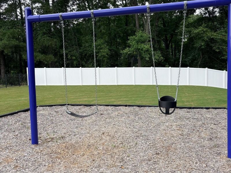 Community amenities in Woodland Crossing, Zebulon (Image 45).