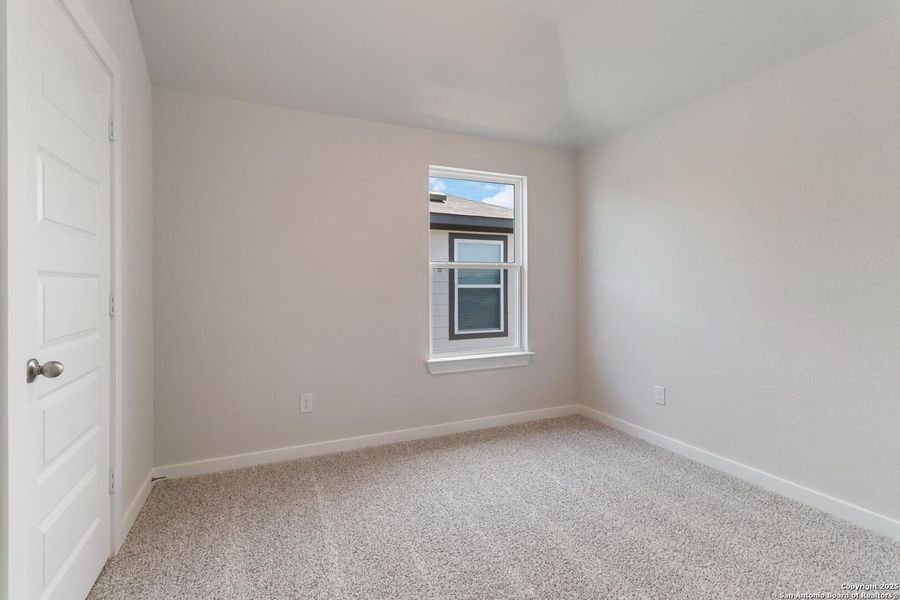 Spacious, unfurnished interior of a new home in Willow Point, San Antonio (Image 19). Spacious, unfurnished interior of a new home in Willow Point, San Antonio (Image 19).