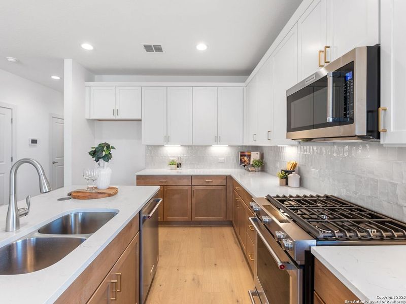 Furnished interior view inside a new home in Victoria Commons, San Antonio (Image 20).