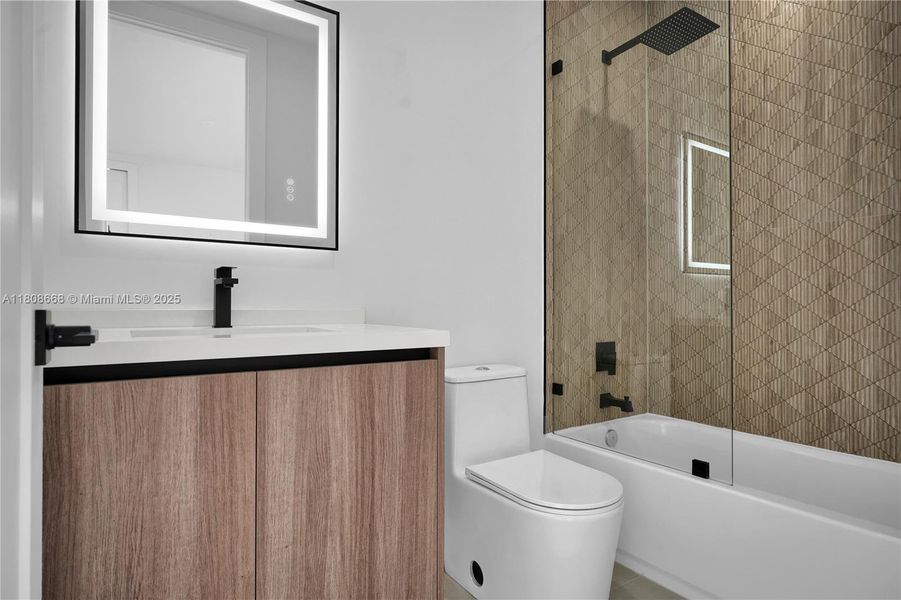 Image 41 of a home in .