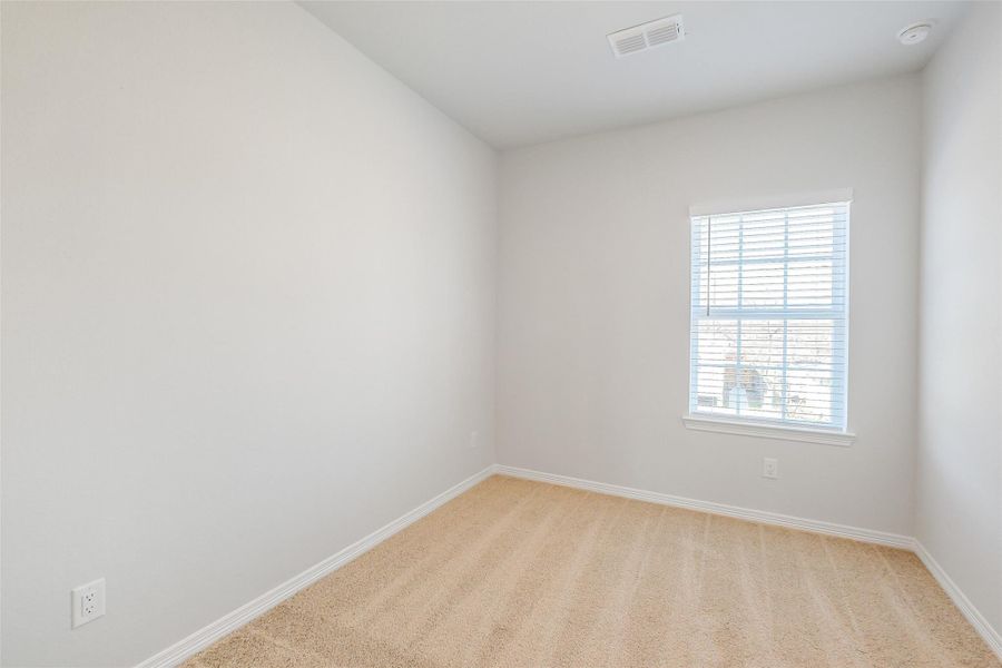Spacious, unfurnished interior of a new home in , Houston (Image 29).