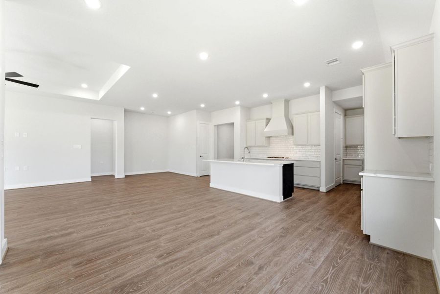 Spacious, unfurnished interior of a new home in The Highlands, Porter (Image 32).