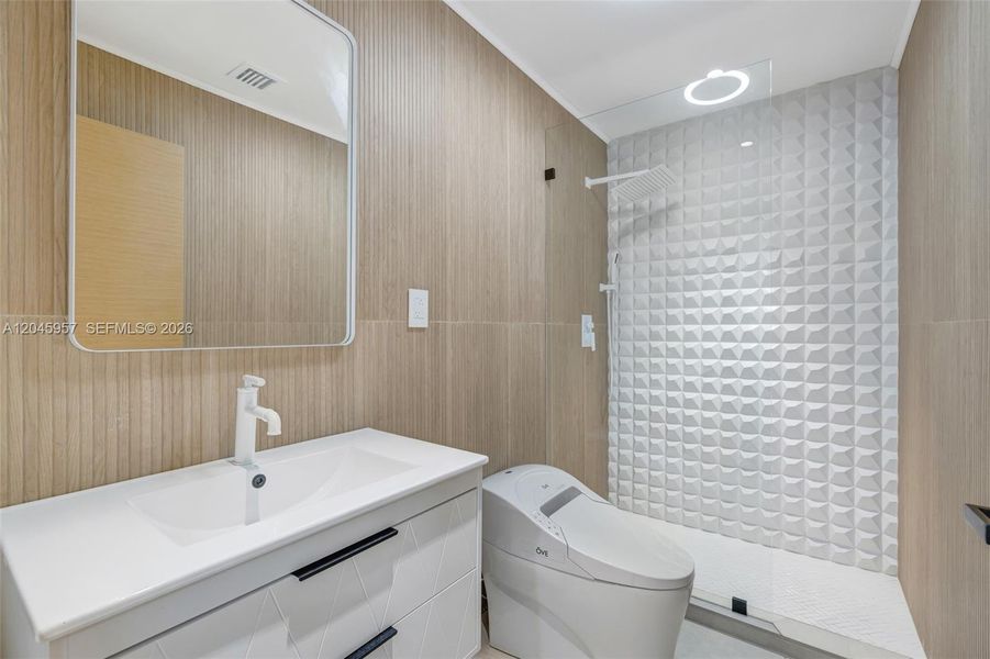 Furnished interior view inside a new home in , Miami (Image 27).