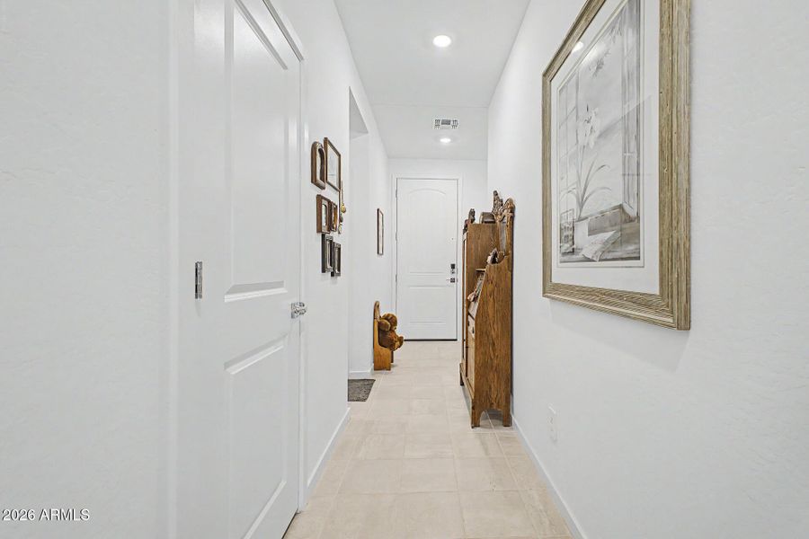 10 - Desert Hollow 16014 10 - Desert Hollow 16014