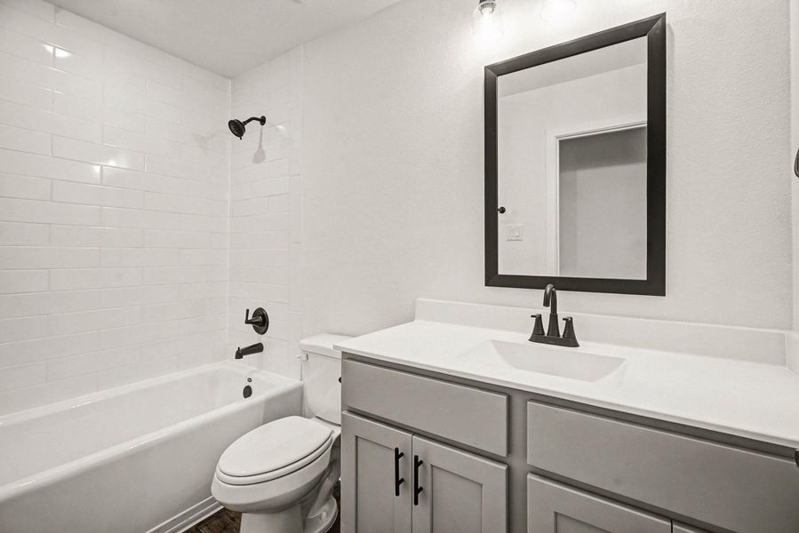 Furnished interior view inside a new home in , Angleton (Image 8).