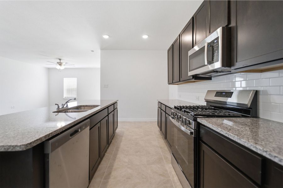 Furnished interior view inside a new home in Sagebrook, Argyle (Image 10).
