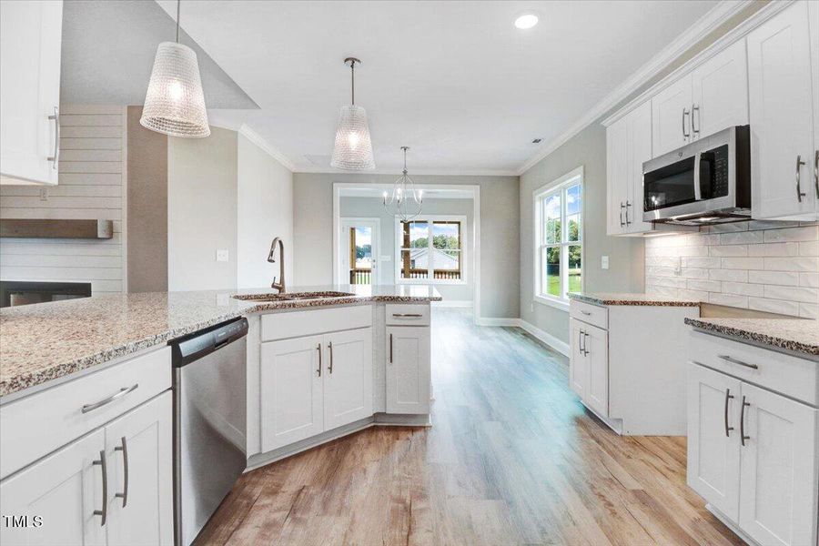 18-9279 Bear Run Ln-18