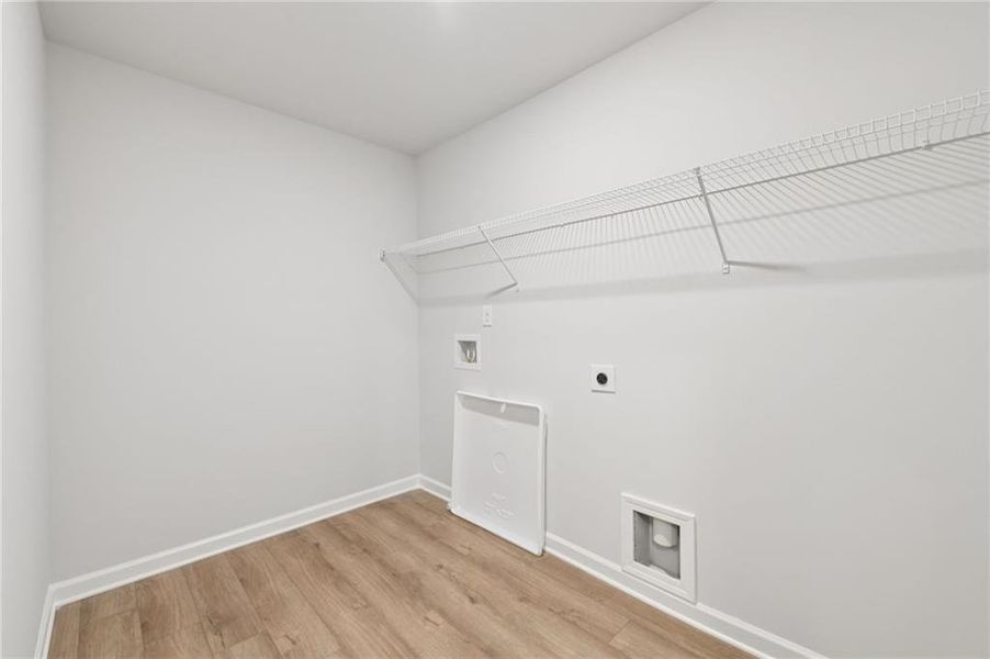 Spacious, unfurnished interior of a new home in Hamilton Lakes, Lawrenceville (Image 43).