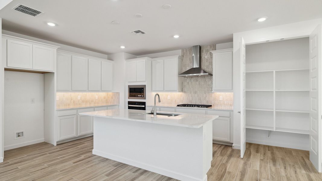Furnished interior view inside a new home in Aloravita, Peoria (Image 6).