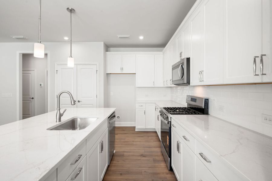 Furnished interior view inside a new home in Sun City Hilton Head, Bluffton (Image 9).