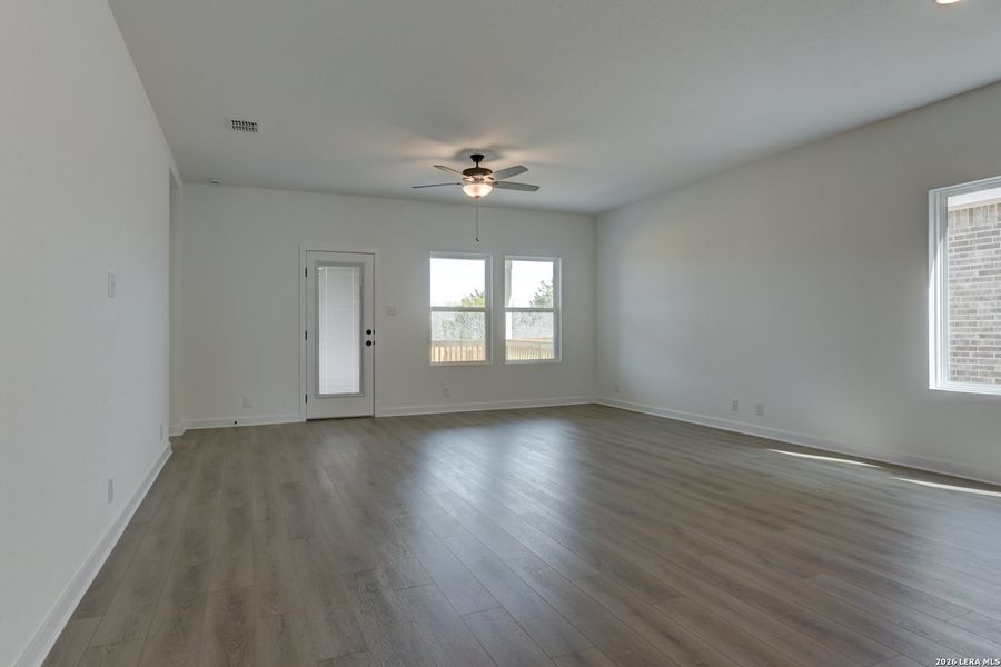 Spacious, unfurnished interior of a new home in Cordova Trails, Seguin (Image 25). Spacious, unfurnished interior of a new home in Cordova Trails, Seguin (Image 25).