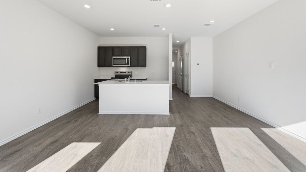 Representative unfurnished interior of a home built from the Santiago by D.R. Horton in Arbor Trails South, Princeton (Image 10).