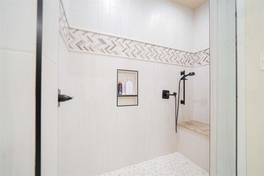 Furnished interior view inside a new home in , Longview (Image 22).