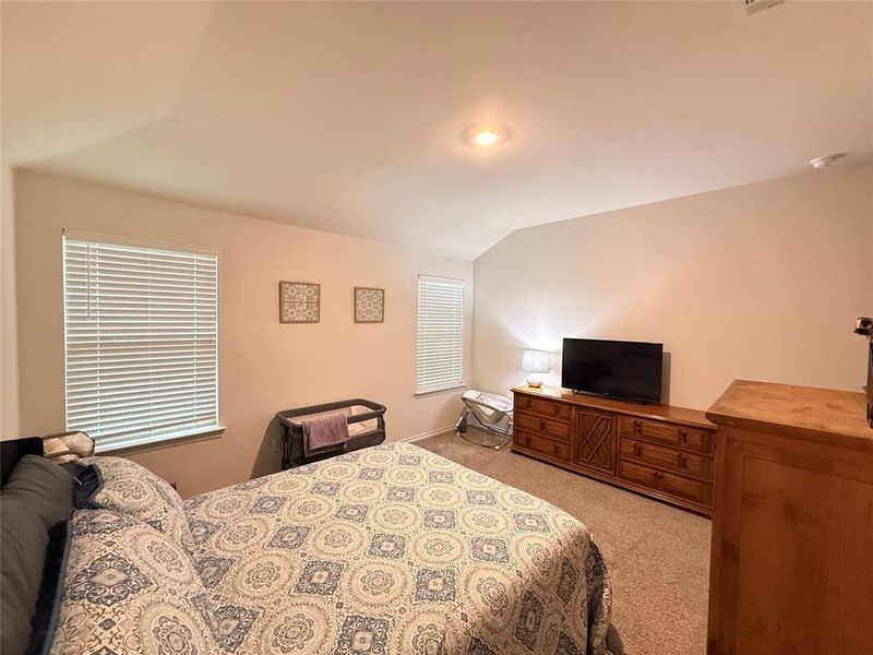 Furnished interior view inside a new home in Three Oaks, Sherman (Image 16).