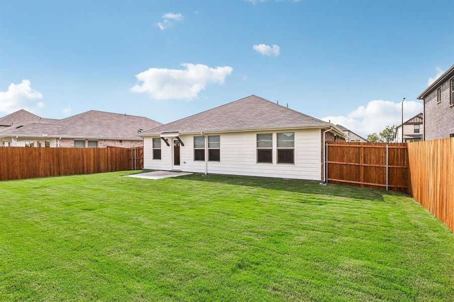 Image 18 of a home in Stratton Place. Image 18 of a home in Stratton Place.