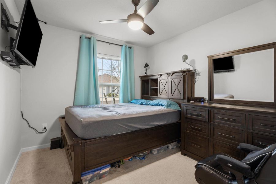 Furnished interior view inside a new home in , Fort Pierce (Image 8).