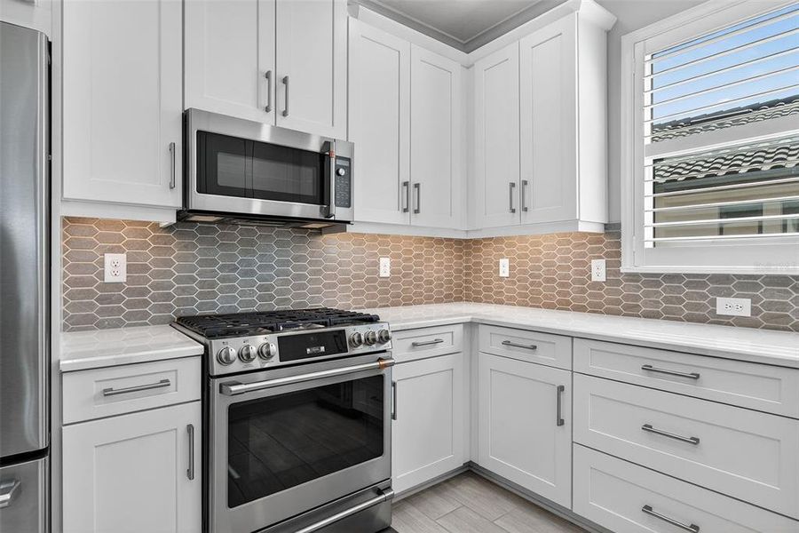 Furnished interior view inside a new home in , Bradenton (Image 53). Furnished interior view inside a new home in , Bradenton (Image 53).