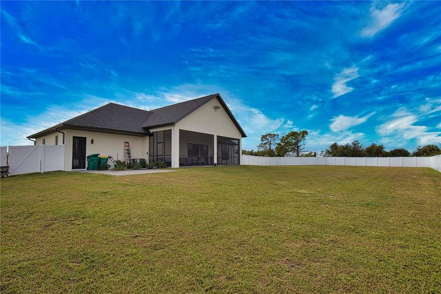 Exterior details and patio area of a home in , Placida (Image 28).