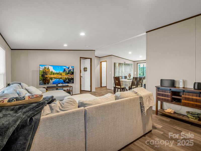 Furnished interior view inside a new home in , Marion (Image 10).