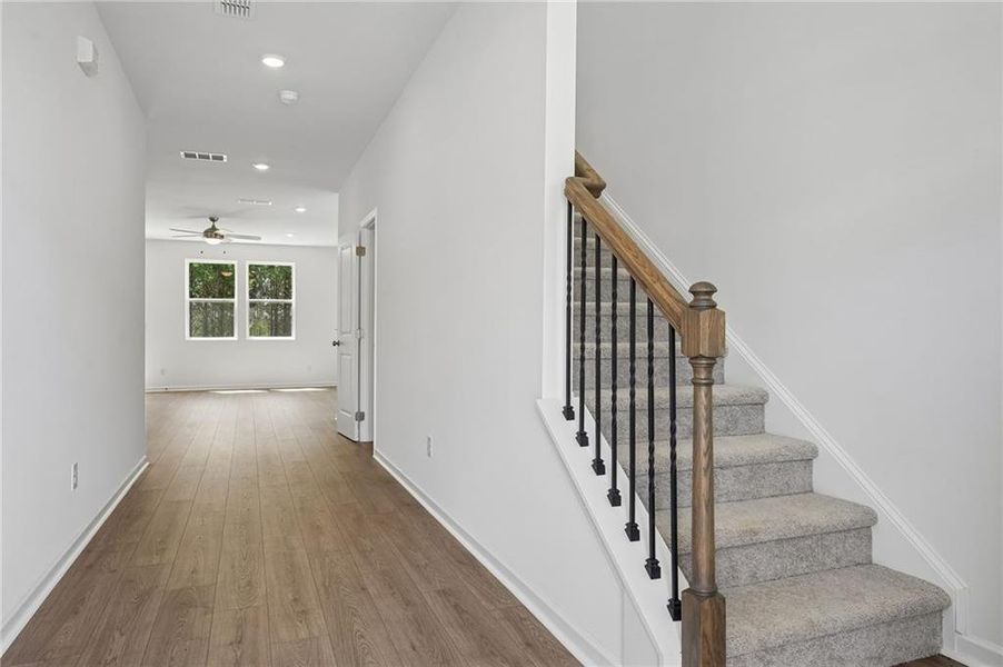 Spacious, unfurnished interior of a new home in Heritage River, Euharlee (Image 40).