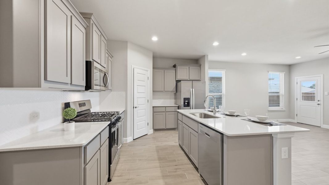 Furnished interior view inside a new home in Legado, Cleburne (Image 9).