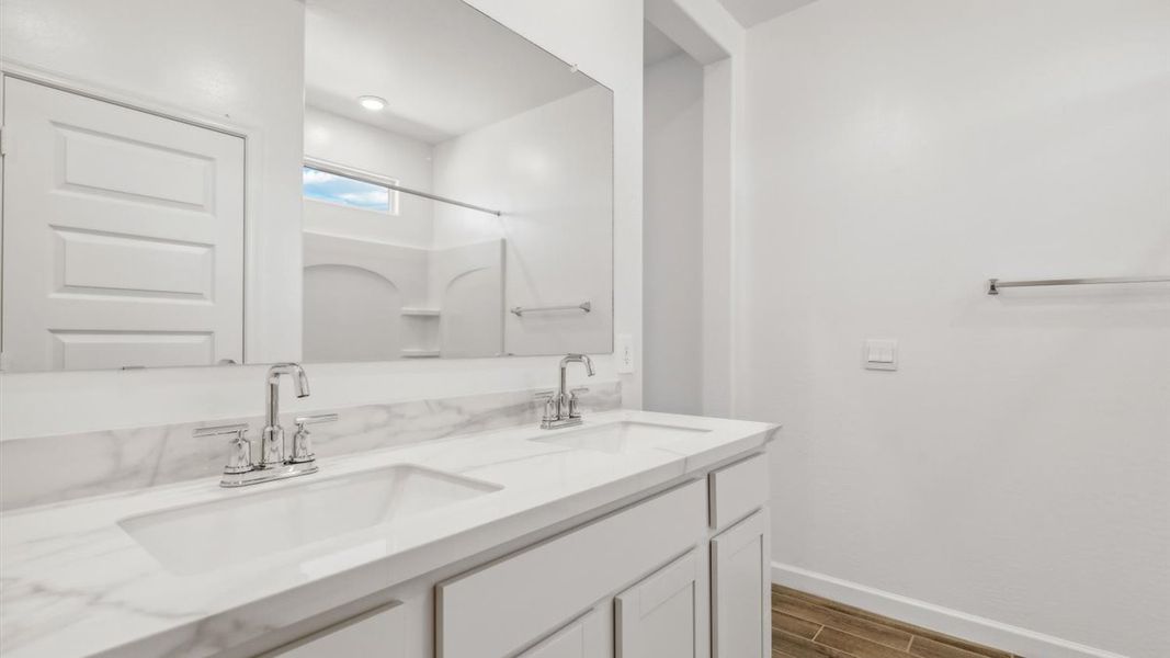 Furnished interior view inside a new home in Entrada Del Oro, Gold Canyon (Image 16).