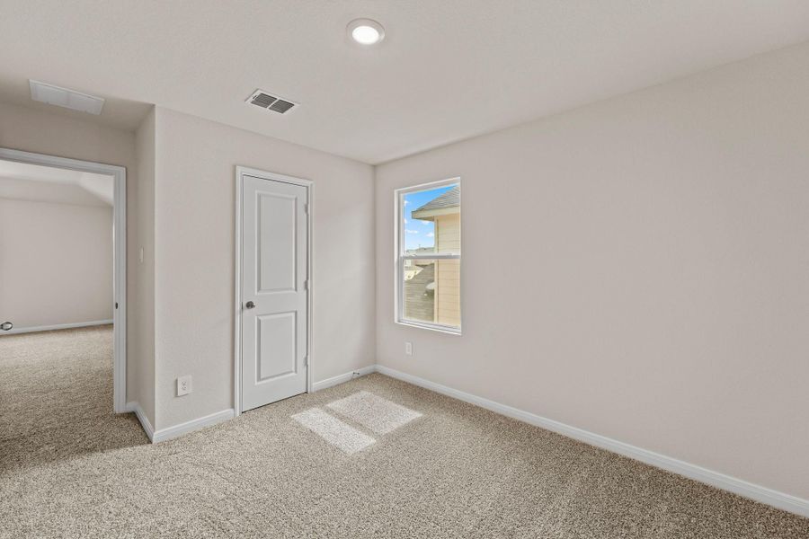 Spacious, unfurnished interior of a new home in Whisper South, San Marcos (Image 29). Spacious, unfurnished interior of a new home in Whisper South, San Marcos (Image 29).