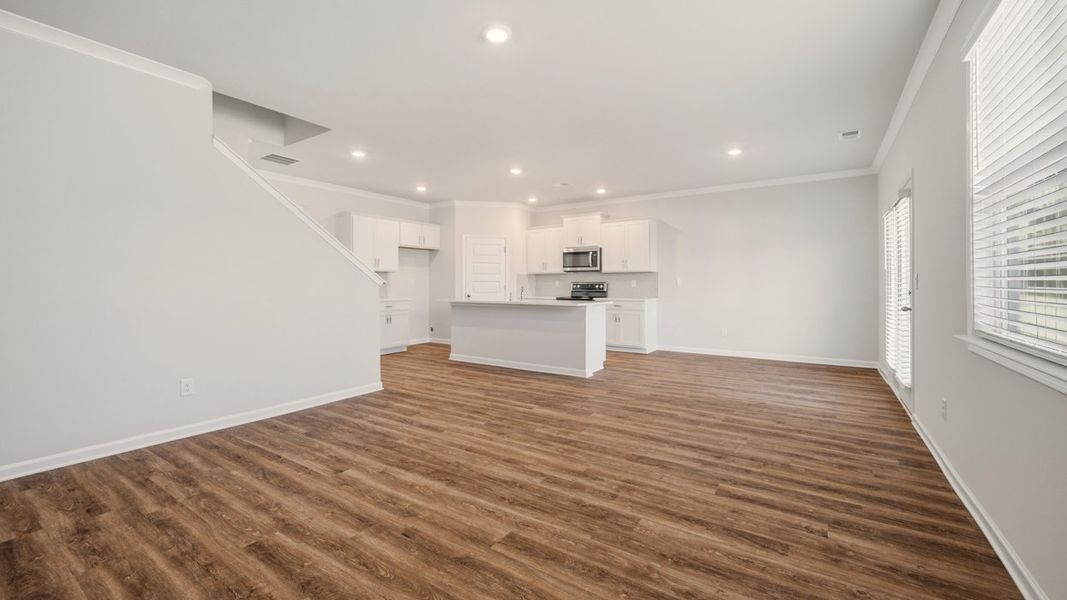 Spacious, unfurnished interior of a new home in Poplar Preserve, Newnan (Image 21).