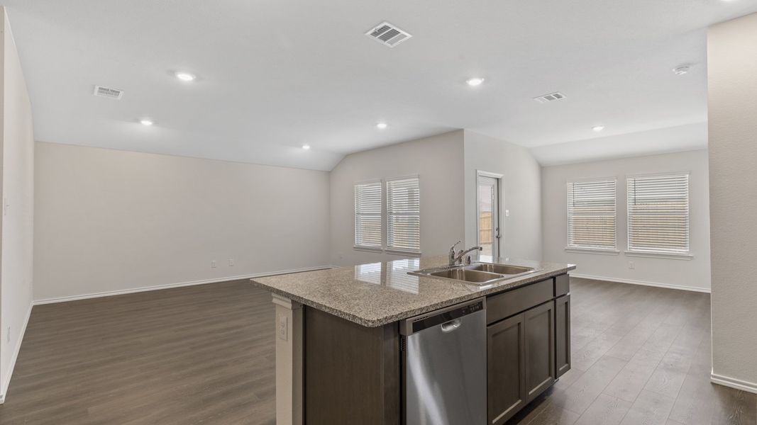 Representative furnished interior of a home built from the Huntsville by D.R. Horton in Blaire Lake, Tyler (Image 13). Representative furnished interior of a home built from the Huntsville by D.R. Horton in Blaire Lake, Tyler (Image 13).