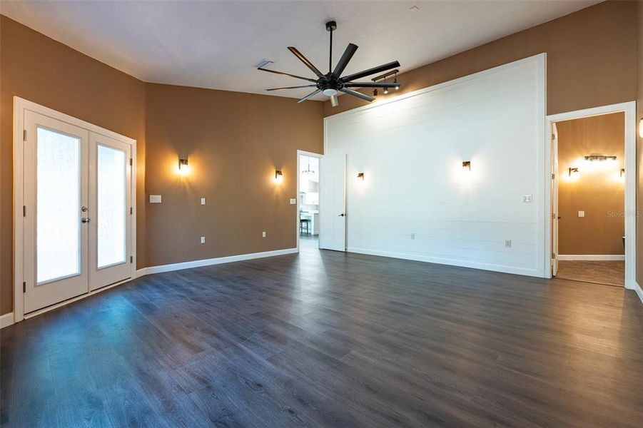 Spacious, unfurnished interior of a new home in , Spring Hill (Image 52).