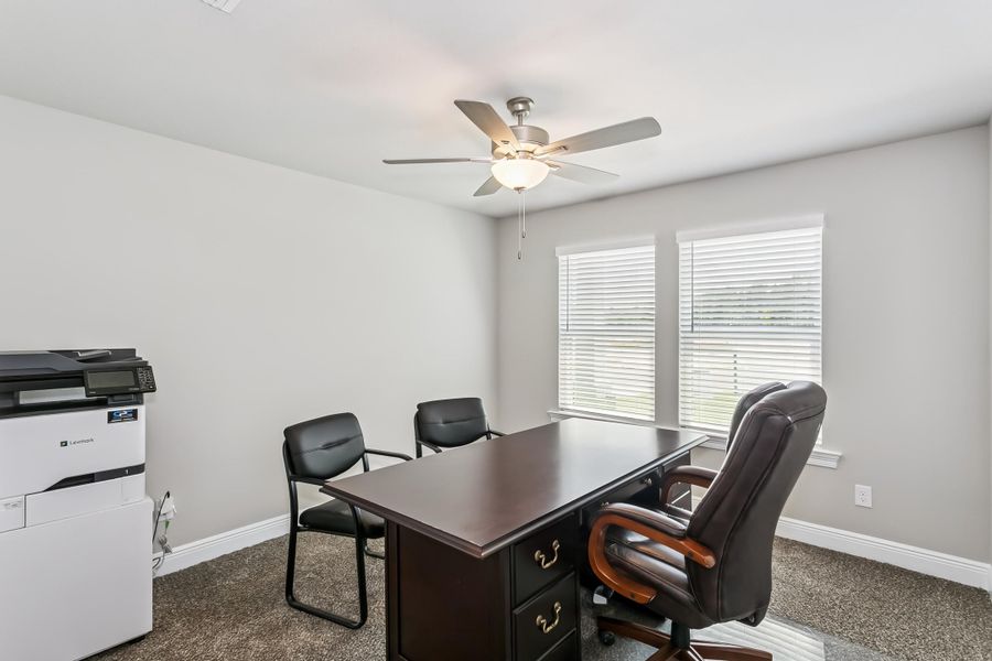 Furnished interior view inside a new home in Buckeyes Landing, Navarre (Image 30).