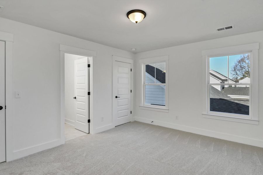 Spacious, unfurnished interior of a new home in Clubside Reserve at Summerlake, Lexington (Image 52).