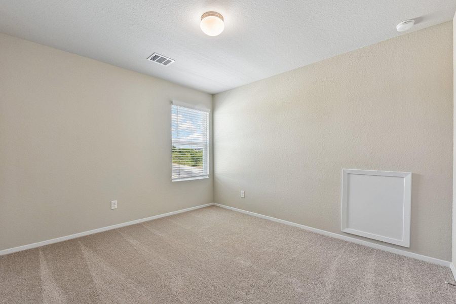 Spacious, unfurnished interior of a new home in Edgebrooke, Pflugerville (Image 33).