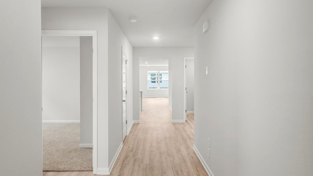 Spacious, unfurnished interior of a new home in Destini Lane, Panama City (Image 11).