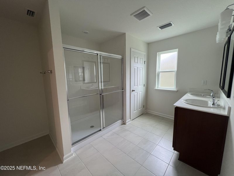 Image 13 of a home in . Image 13 of a home in .