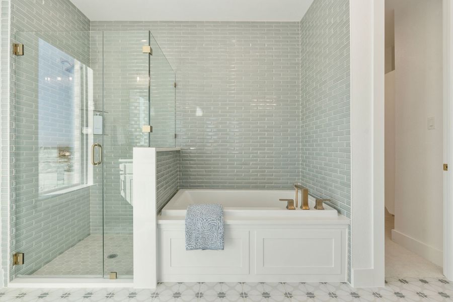 Plan 1456 Main Bathroom Representative Photo Plan 1456 Main Bathroom Representative Photo