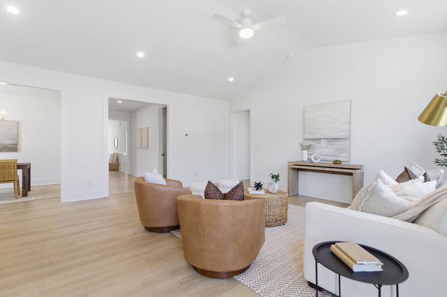 Furnished interior view inside a new home in , Ravenel (Image 5).