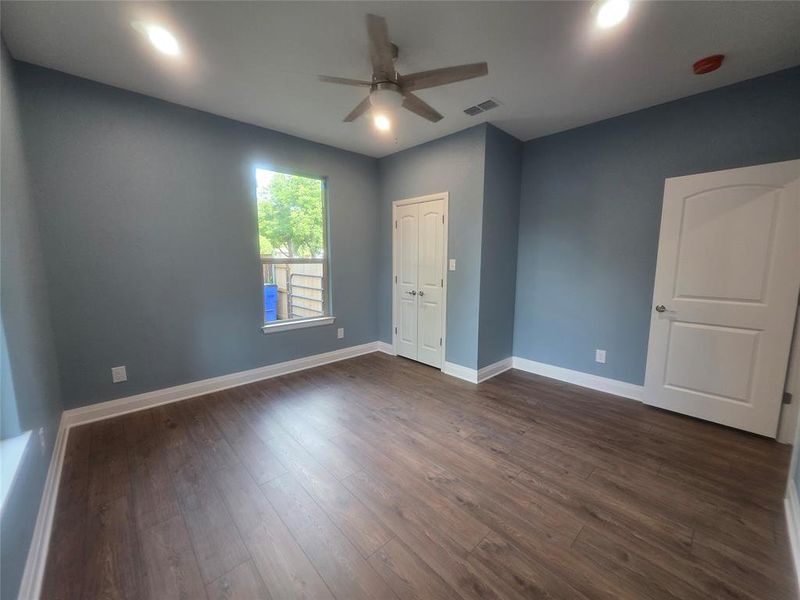 Spacious, unfurnished interior of a new home in , Olney (Image 27).