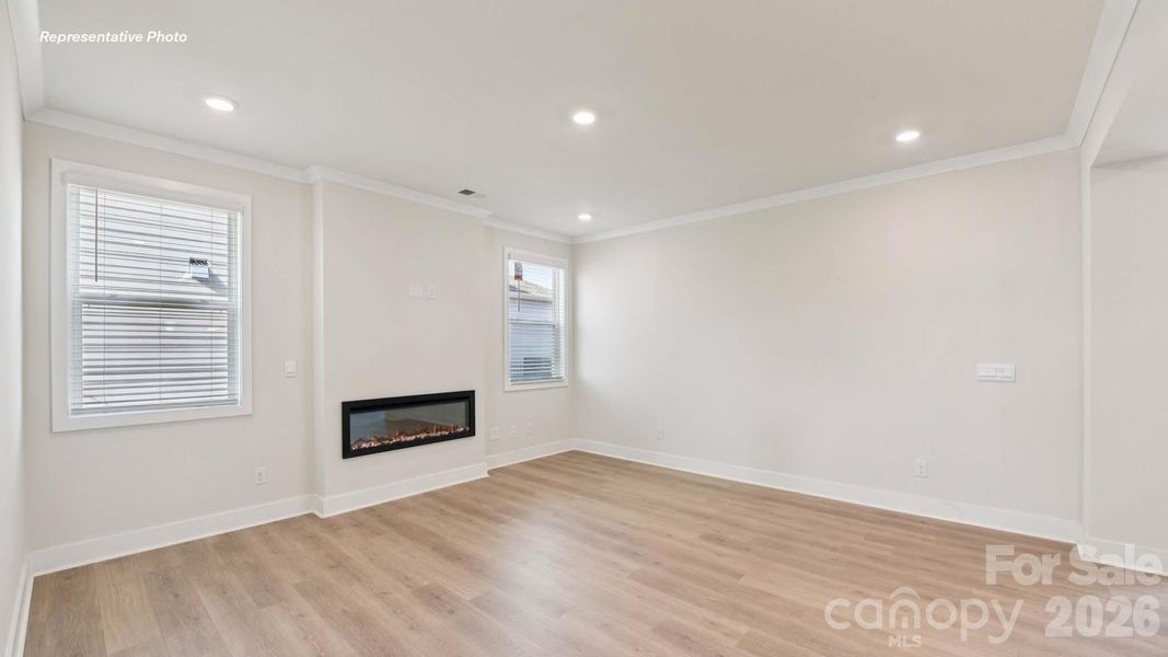 Spacious, unfurnished interior of a new home in Oak Grove Hill, Huntersville (Image 34).