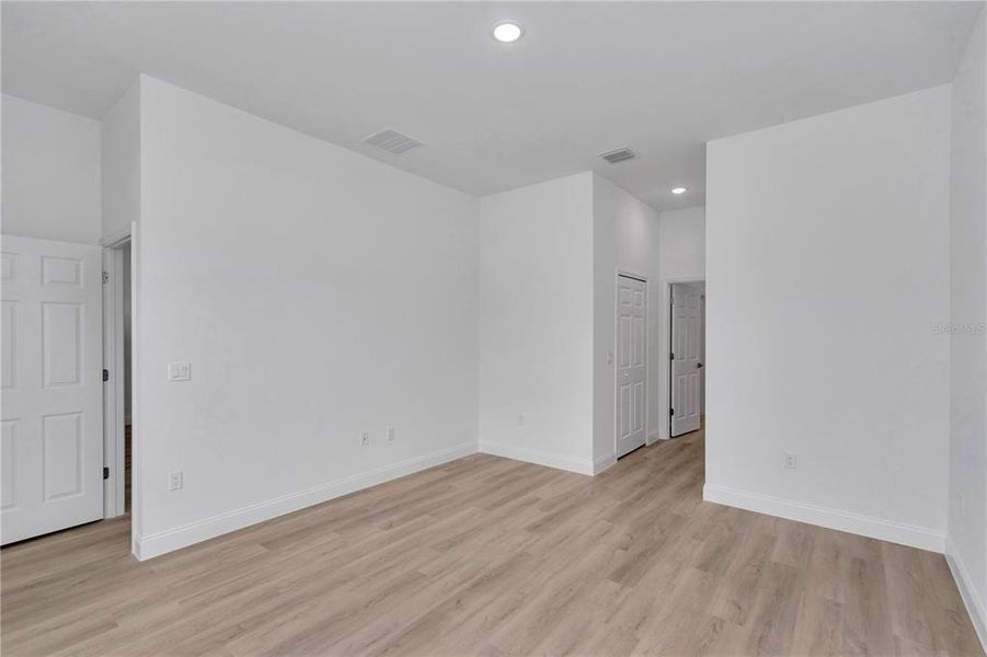 Spacious, unfurnished interior of a new home in , Citrus Springs (Image 34). Spacious, unfurnished interior of a new home in , Citrus Springs (Image 34).
