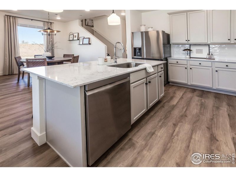 EXAMPLE PHOTO: KITCHEN